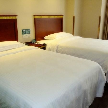 Greentree Inn Jiujiang Railway Station Business Hotel Екстериор снимка