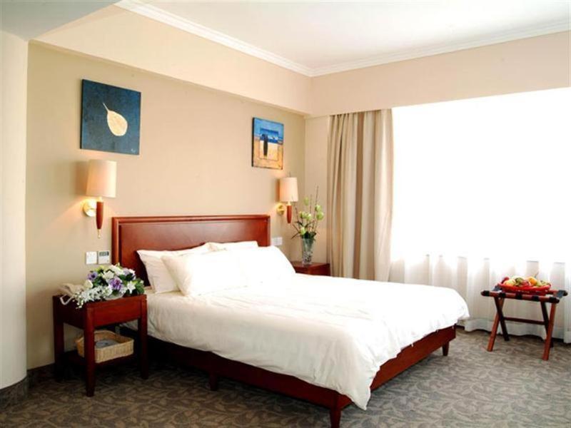 Greentree Inn Jiujiang Railway Station Business Hotel Стая снимка